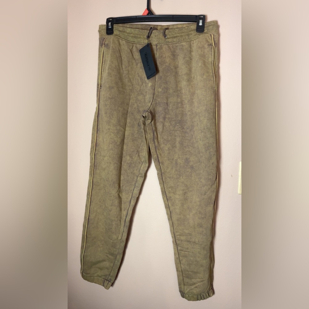 Alphalete Women's Essential Oversized
Jogger Brown NWT Brown #L00